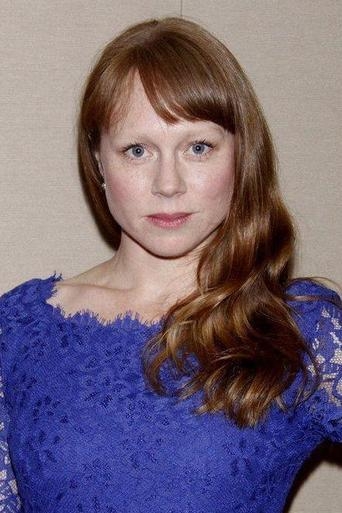 Hayley McElhinney