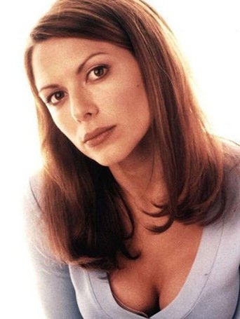 Kari Wuhrer
